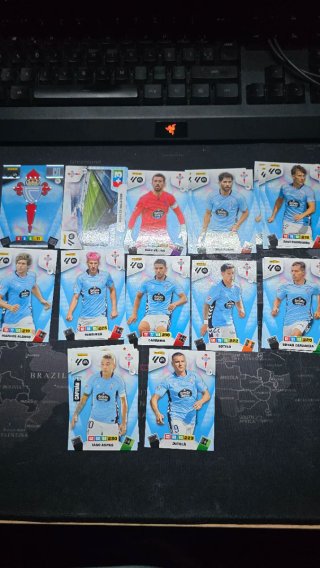 Cromos Adrenalyn XL 2025-26
