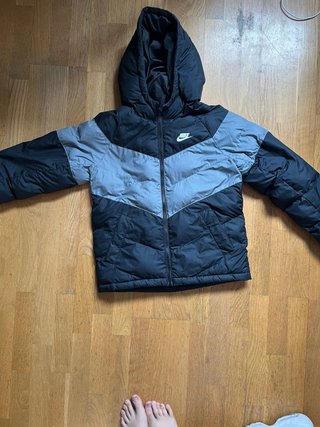 Abrigo Nike Niños Talla L