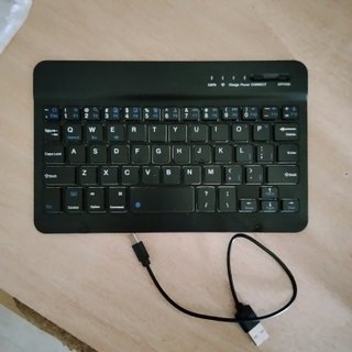 TASTIERA SENZA FILI ANDROID ULTRASLIMA