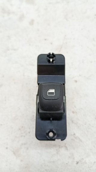 984644 MANDO ELEVALUNAS TRASERO IZQUIERDO KIA STONIC