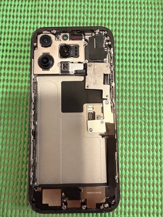 iPhone 16 Pro Max Desmontado