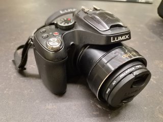 Panasonic Lumix DMC-FZ72 Cámara Digital