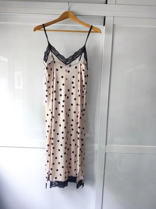 Vestido de Topos con Encaje