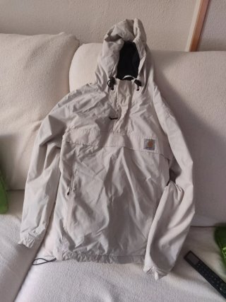 Anorak Carhartt con capucha beige