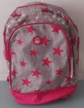 Mochila Benetton con Estampado de Estrellas