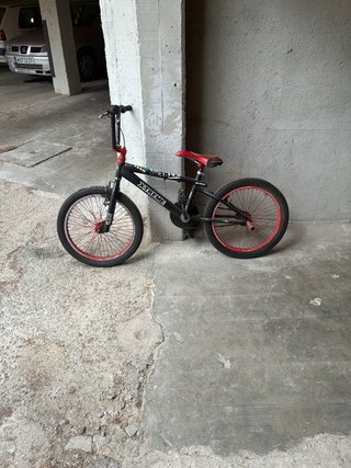 Bicicleta BMX Avigo 20 pulgadas