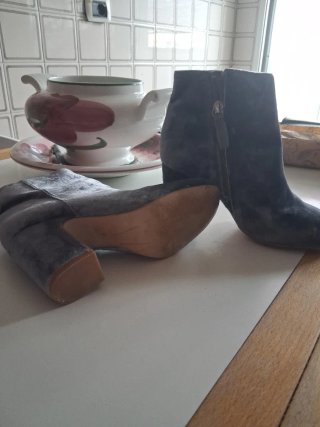 Botines de ante azul