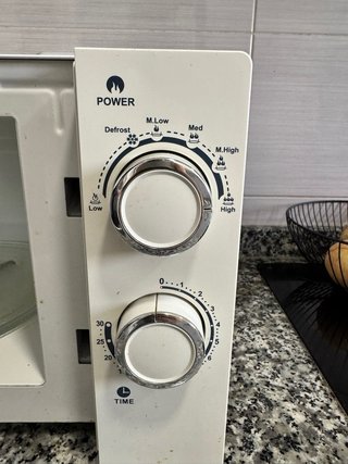 Microondas Orbegozo Blanco