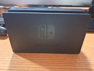 Nintendo Switch con custodia