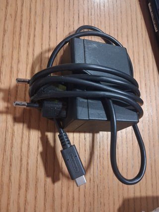 Nintendo Switch con custodia