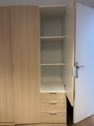 Armadio a 3 ante in legno