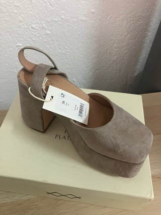 Zapatos MIM plataforma tacón beige/gris