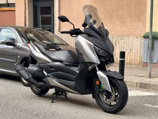 Yamaha X-max 400cc - 2018 muy cuidada.