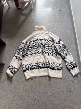 Jersey cuello alto estampado invierno