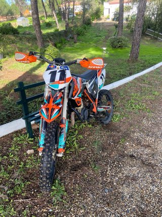 Moto de Motocross KTM