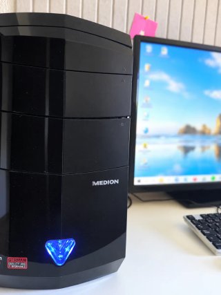PC MEDION 16GB RAM + 3,48TB internos + REGALOS