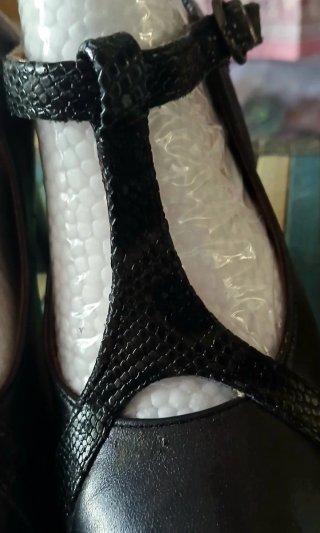 Zapatos de piel PITILLOS Nunca usados. (T. 35)