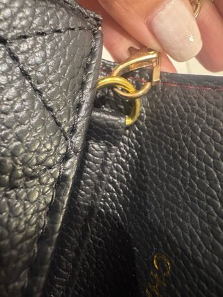 Portafoglio borsetta Chanel nero e oro