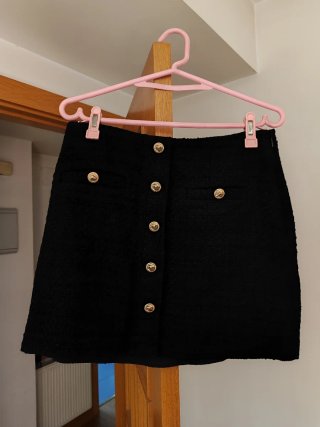 Minifalda negra Mango talla M