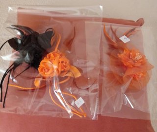 Tocado fiesta negro y naranja