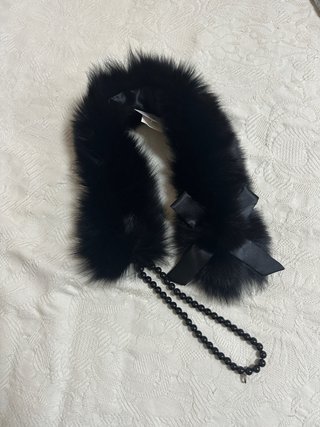 Cuello de Pelo de Zorro Negro