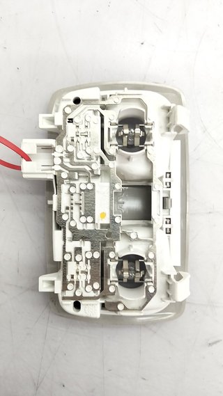 976646 LUZ INTERIOR DACIA DUSTER