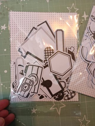 Colección Scrapbooking 31 Dunaon restos