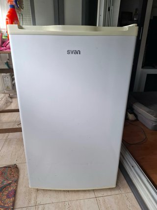 Congelatore Verticale SVAN Bianco