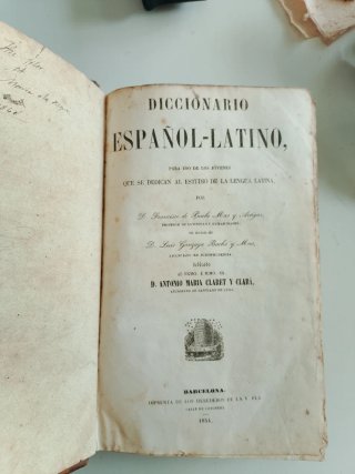 ANTIGUO DICCIONARIO ESPAÑOL-LATINO – 1854