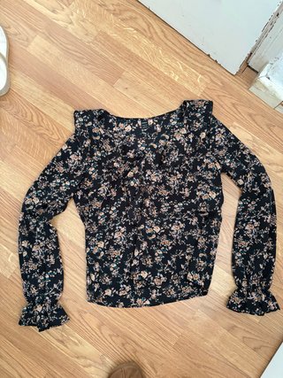 Blusa Estampada con Volantes Talla S