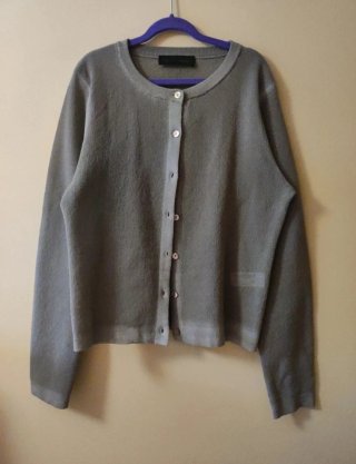 Chaqueta gris de mujer