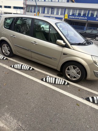 Renault Grand Scenic 2006