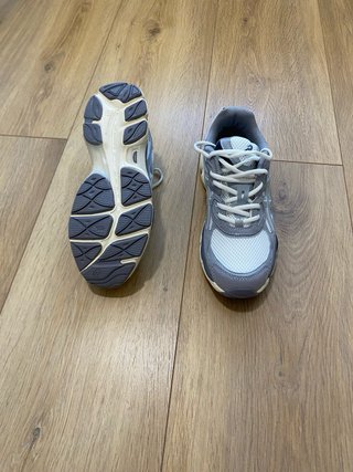 Asics Gel NYC Gris Blanco