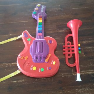 Guitarra y trompeta infantil Kidz Beats