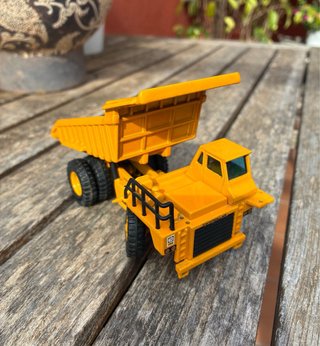 JOAL 223 Camión Dumper Caterpillar CAT 773B 1980s