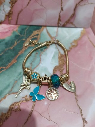 Pulsera con Charms Azules y Dorados