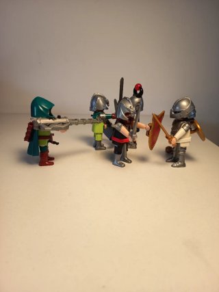 Figuras Playmobil Caballeros (Precio debatible
