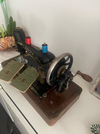 Máquina de coser Singer antigua 1917