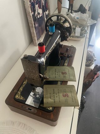 Máquina de coser Singer antigua 1917