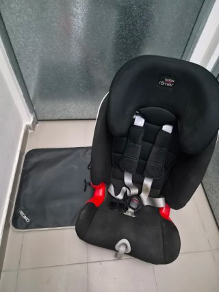 Silla de coche Britax Römer negra grupo 123