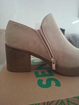 Botines de tacón. Nuevo