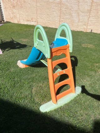 Tobogán Infantil para Jardín. Marca Feber.