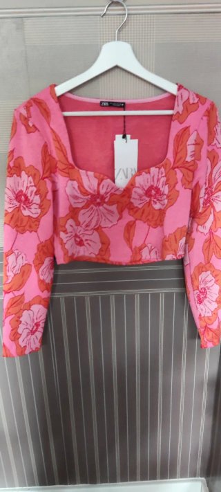 Conjunto Zara Top y Pantalón Estampado