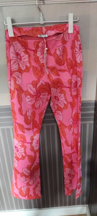 Conjunto Zara Top y Pantalón Estampado