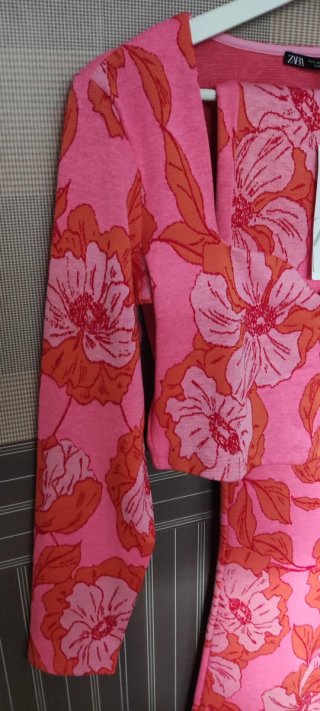 Conjunto Zara Top y Pantalón Estampado