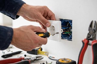 Servicios electrisista y fontanero