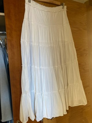Falda larga estilo ibicenco blanca