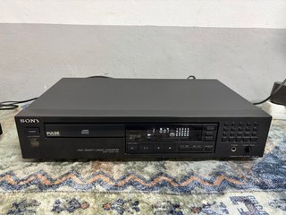 REPRODUCTOR SONY CDP 195