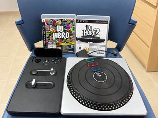 DJ Hero 1 y 2 para PS3 con Mesa de Mezclas