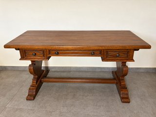 Escritorio de Roble Macizo